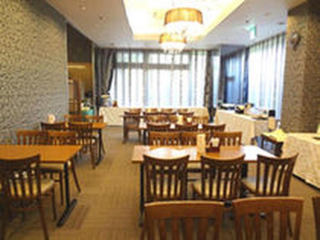 Royal Hotel Uohachi Tojota Kültér fotó