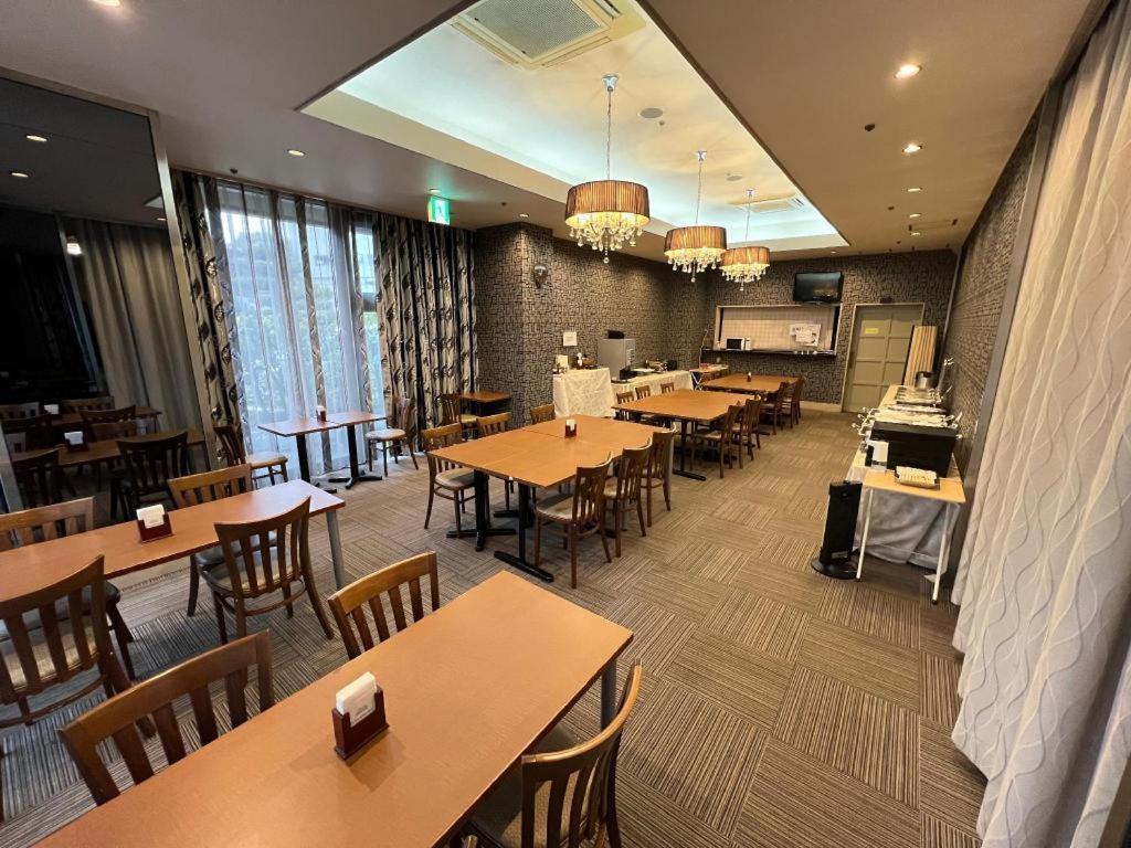 Royal Hotel Uohachi Tojota Kültér fotó