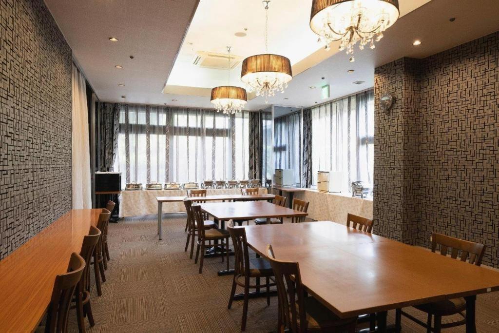 Royal Hotel Uohachi Tojota Kültér fotó